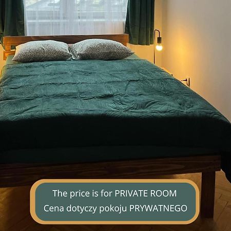 Tom Hostel Краков Экстерьер фото