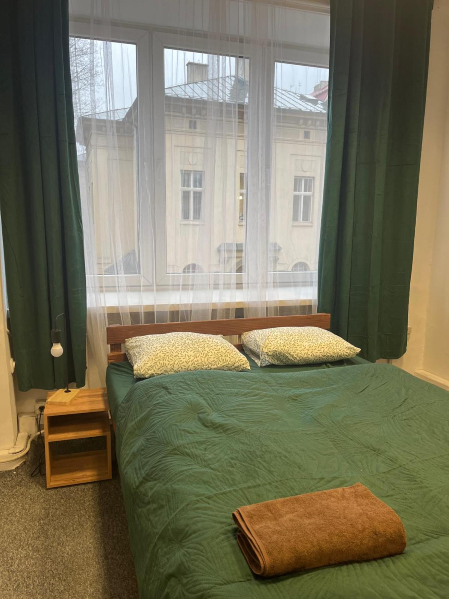 Tom Hostel Краков Экстерьер фото